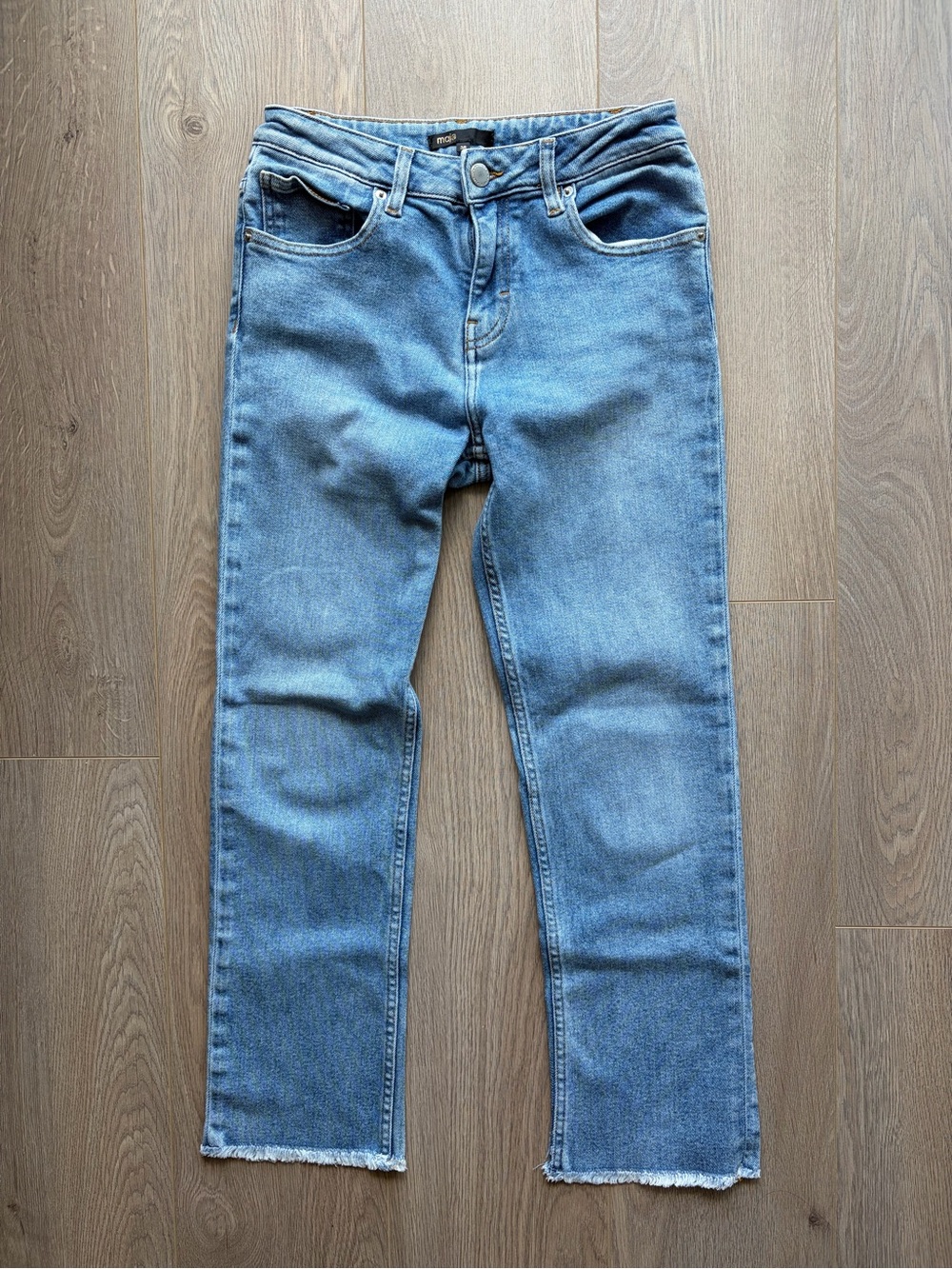 💙✨ Maje Light Wash Frayed Cropped Denim Jeans – Size 38 ✨💙
